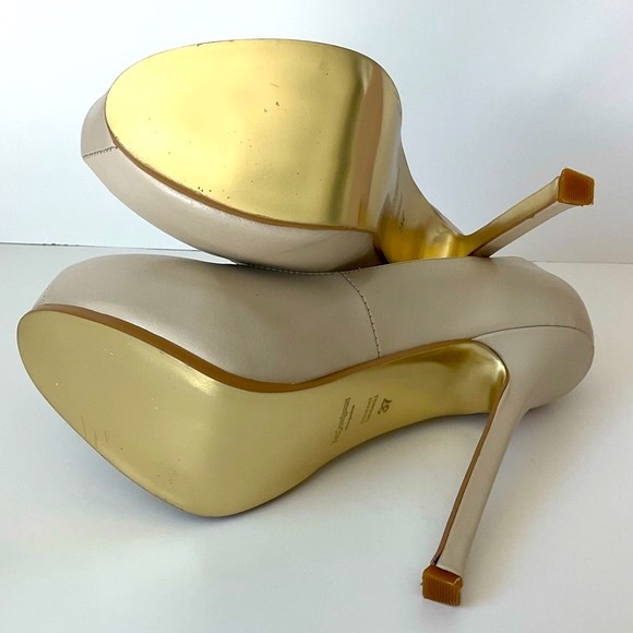 NWOT Tribute Pump - 37 - Picture 5 of 7